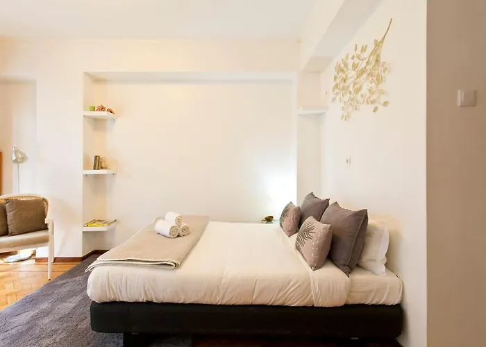 Aposentus - Downtown Bright *