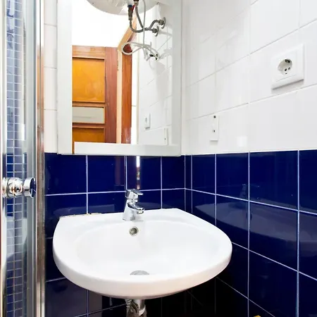 Aposentus - Downtown Bright *